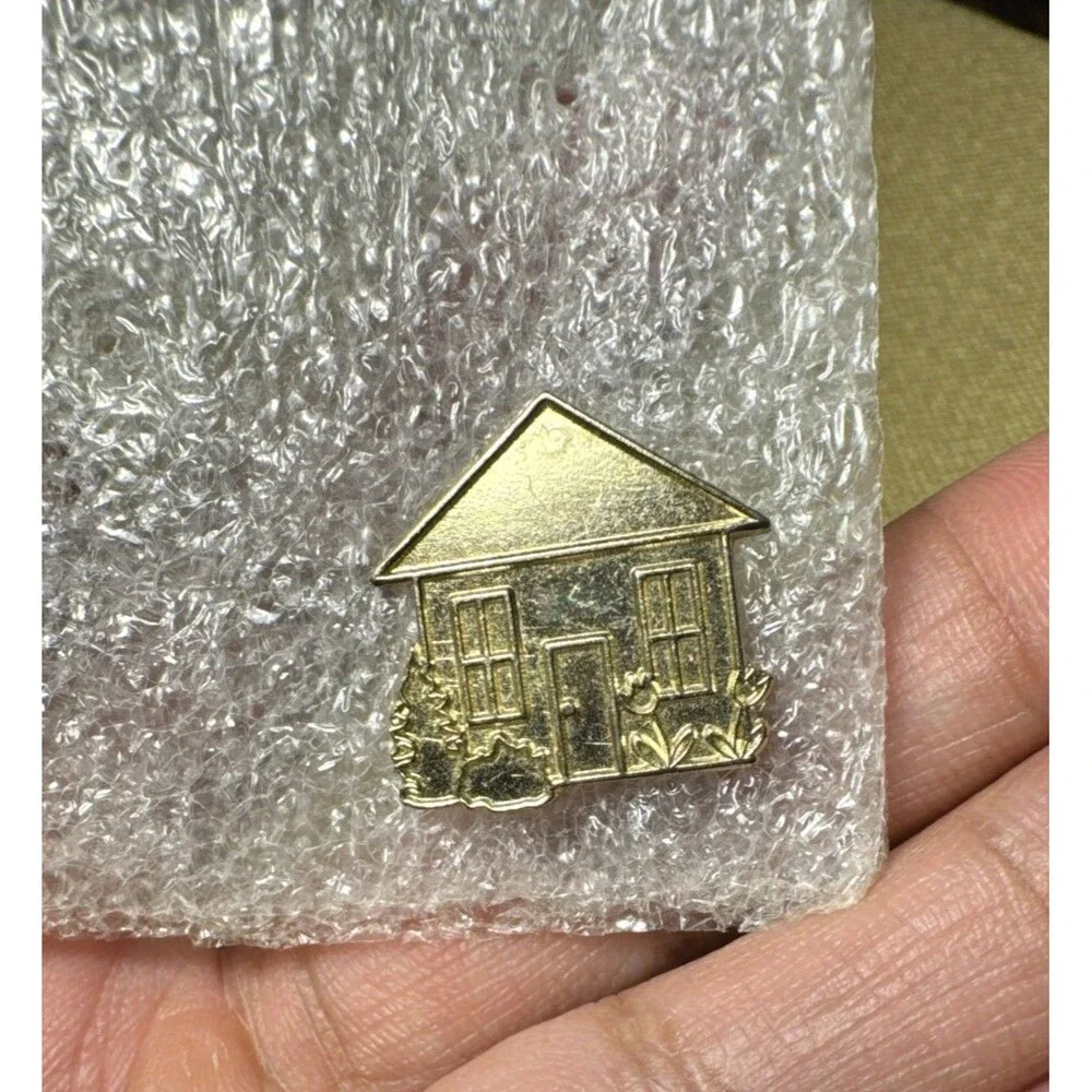 Gold Tone House Cottage Lapel Pin
